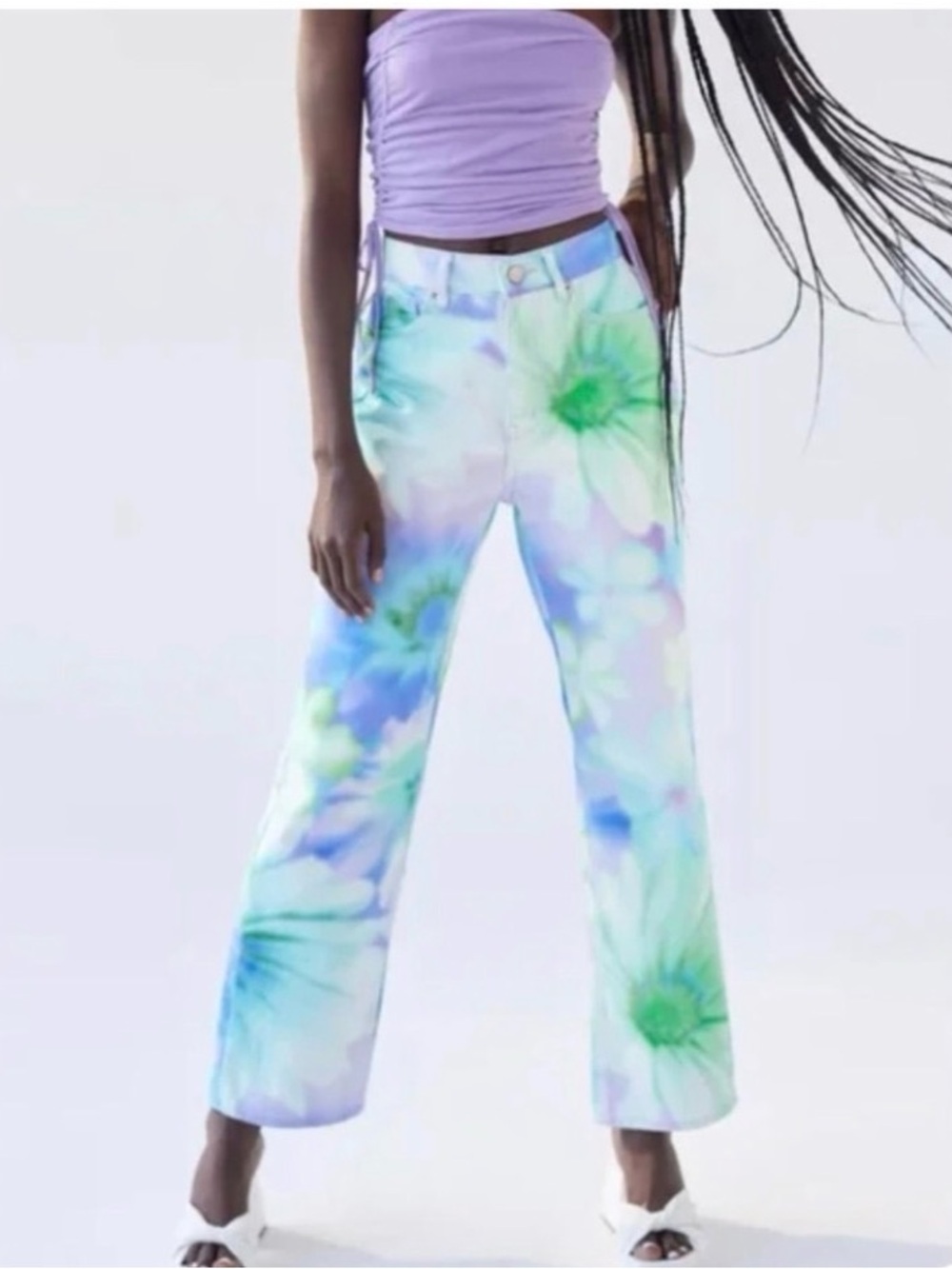 BDG Tie-Dye floral Cowboy Jeans. Size 26